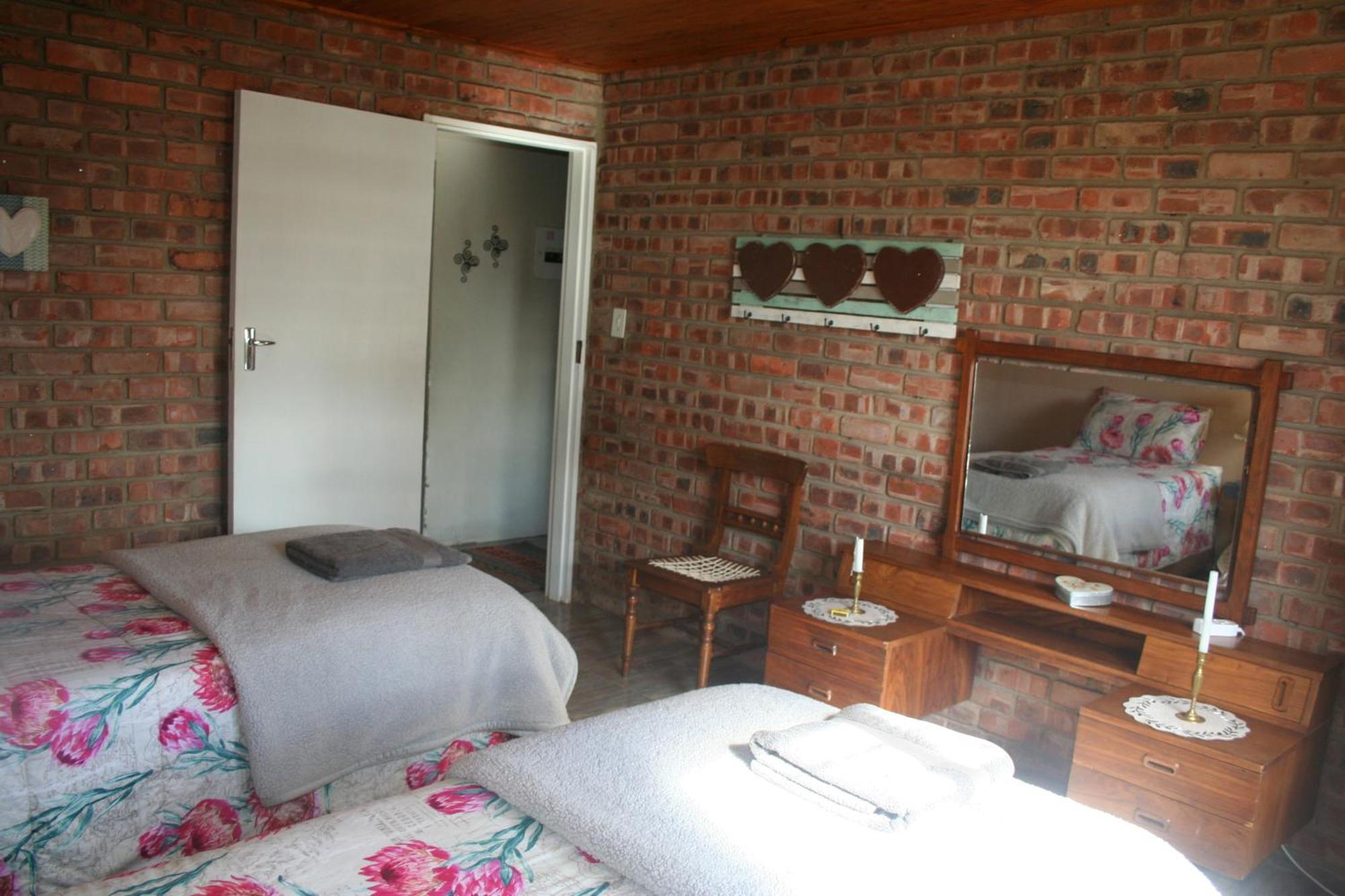 Suikerbosskuur Rondavel & Chalet Amsterdam Eksteriør bilde